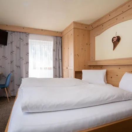 Sonnenheim Bed and breakfast 3*