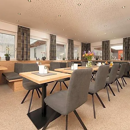 Bed and breakfast Sonnenheim Sölden