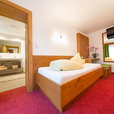 Bed and breakfast Sonnenheim Sölden