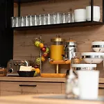 Sonnenheim Bed & Breakfast 3*