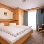 Sonnenheim Bed & Breakfast Solden