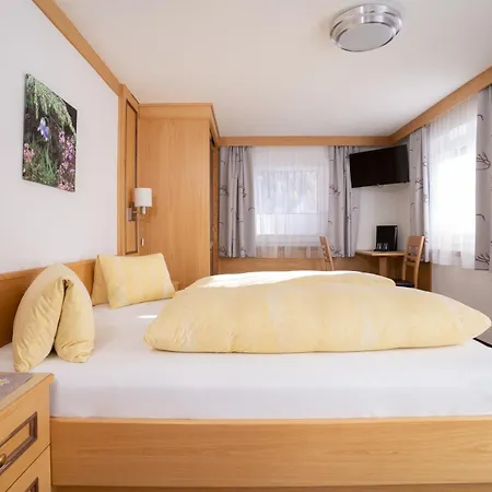Bed & Breakfast Sonnenheim 2*