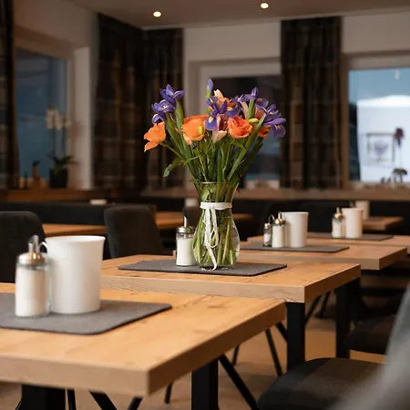 Sonnenheim Bed & Breakfast Solden