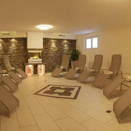 Sonnenheim Oda ve Kahvaltı 3*