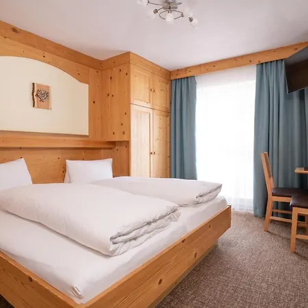 Sonnenheim Bed & Breakfast Solden